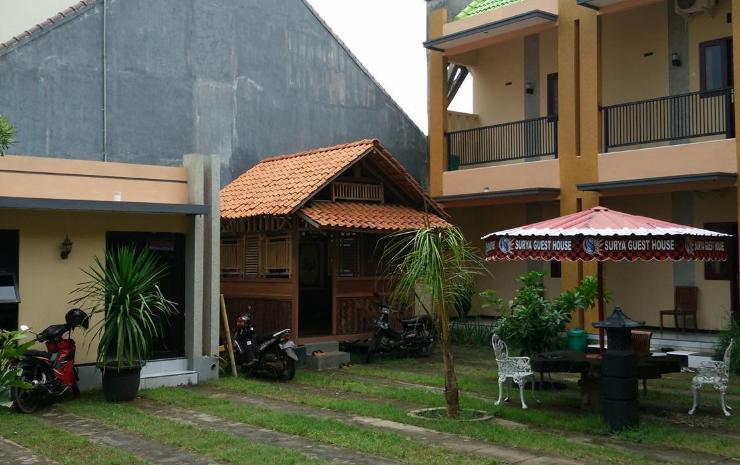 Surya Guest House Probolinggo Buitenkant foto